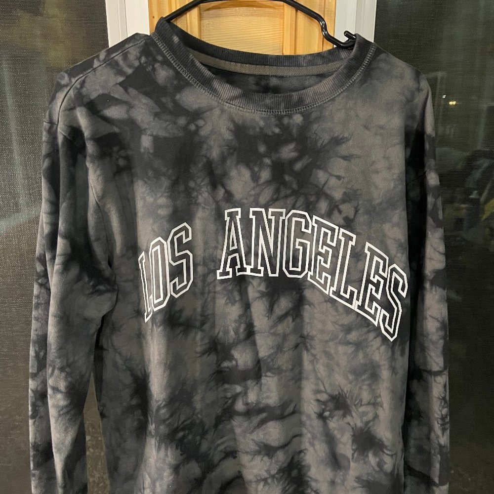 LA Long Sleeve Crewneck